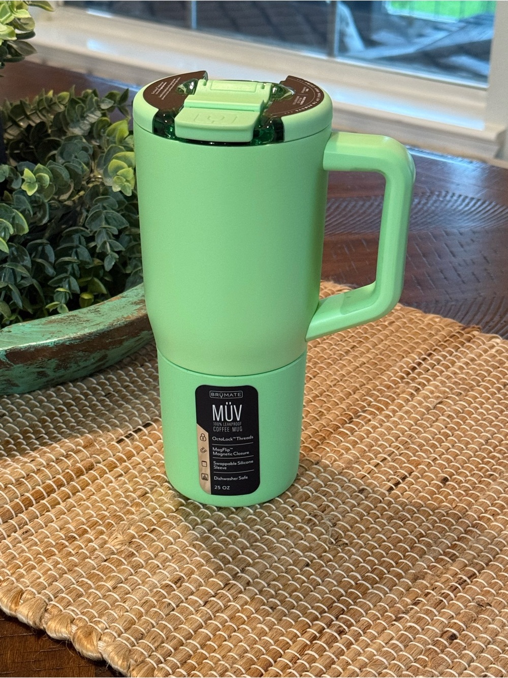 BrüMate MÜV 25oz Coffee Mug - Mint Green